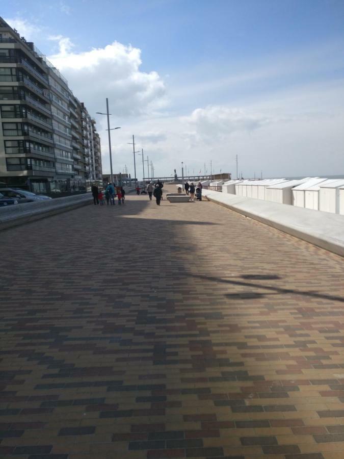 Wenduine Op Zeedijk Exterior foto